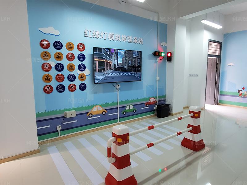 紅綠燈模擬體驗(yàn)系統(tǒng)